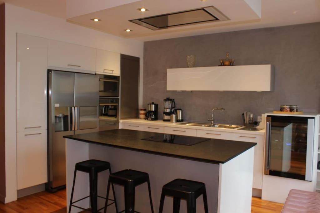 Le Jane : Centre Ville, Garage, Balcon Annecy Ngoại thất bức ảnh